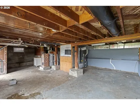 1710 SE Main Street Roseburg OR 97470
