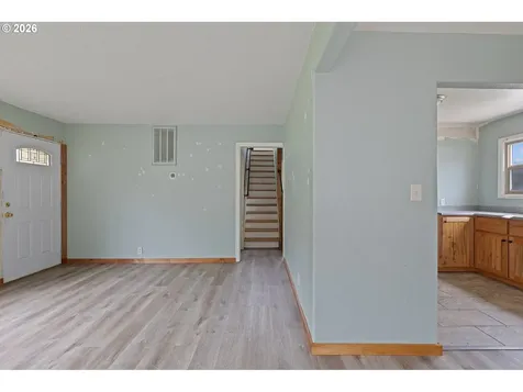1710 SE Main Street Roseburg OR 97470