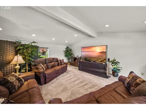 18 Ridgewood Drive Roseburg OR 97471