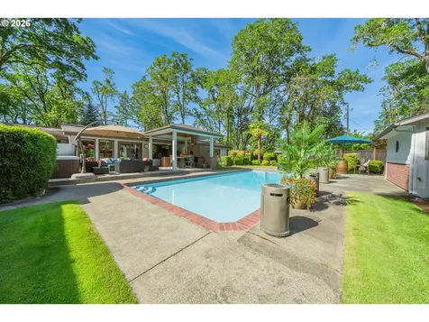18 Ridgewood Drive Roseburg OR 97471