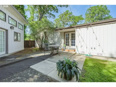 18 Ridgewood Drive Roseburg OR 97471
