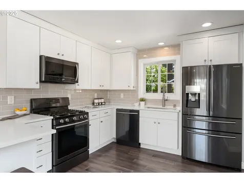 1501 SE 130th Avenue Portland OR 97233