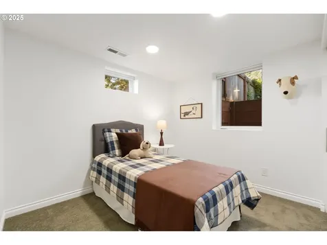 1501 SE 130th Avenue Portland OR 97233