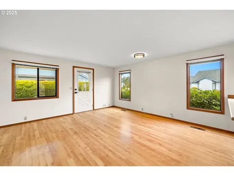2245 NE 157th Avenue Portland OR 97230