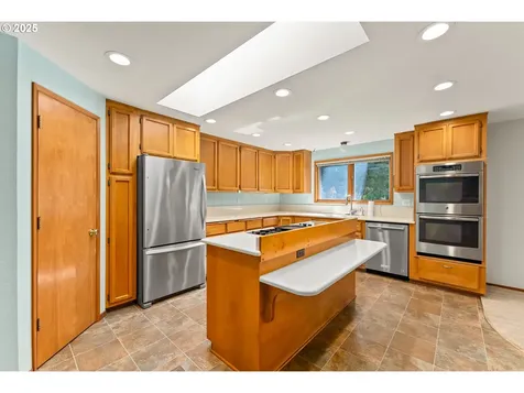 1525 Kendall Street Roseburg OR 97471