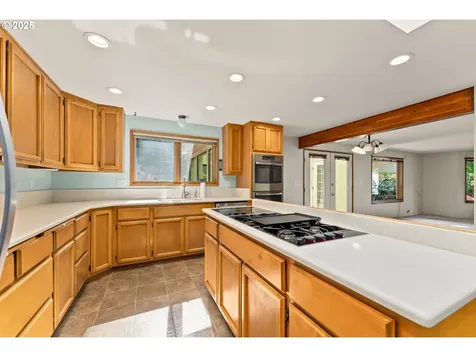 1525 Kendall Street Roseburg OR 97471