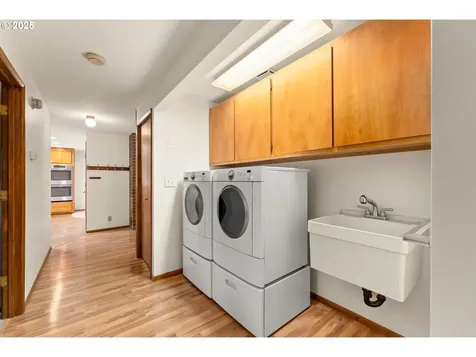 1525 Kendall Street Roseburg OR 97471