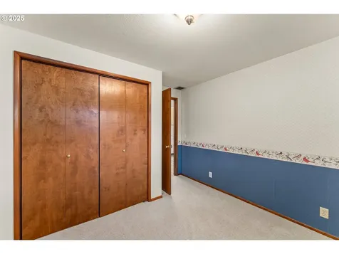 1525 Kendall Street Roseburg OR 97471