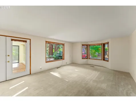 1525 Kendall Street Roseburg OR 97471