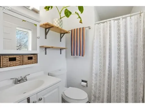 6216 NE 98th Avenue Vancouver WA 98662