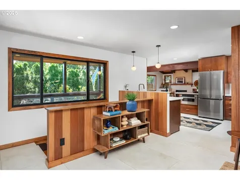 905 SE 73rd Avenue Portland OR 97215