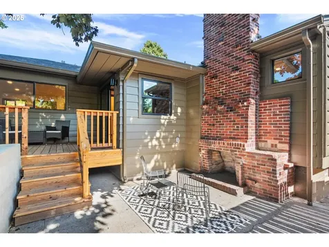 905 SE 73rd Avenue Portland OR 97215