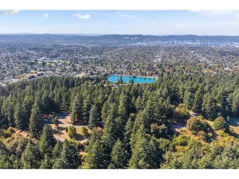 905 SE 73rd Avenue Portland OR 97215