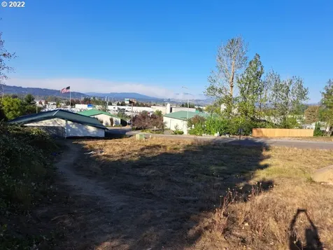 2075 NE 240th Avenue Wood Village OR 97060