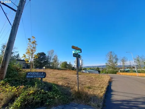 2075 NE 240th Avenue Wood Village OR 97060