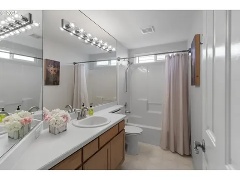 16907 SE 27th Street Vancouver WA 98683