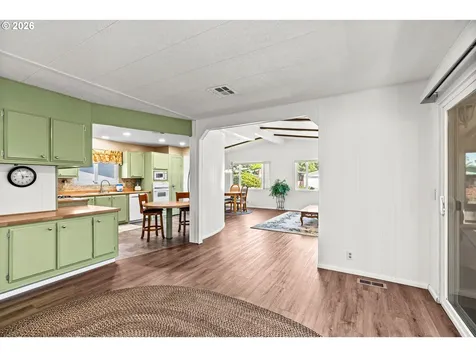 85676 Manchester Lane Eugene OR 97405