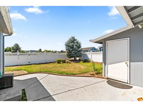 85676 Manchester Lane Eugene OR 97405