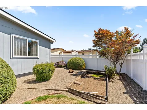 85676 Manchester Lane Eugene OR 97405