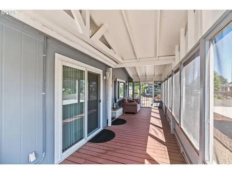 85676 Manchester Lane Eugene OR 97405