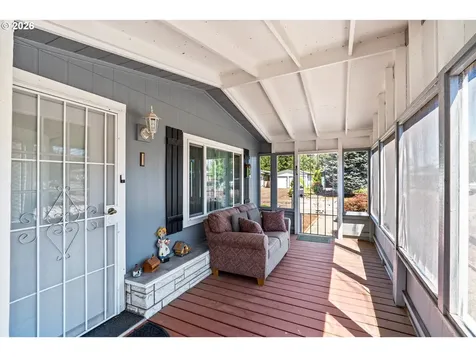 85676 Manchester Lane Eugene OR 97405