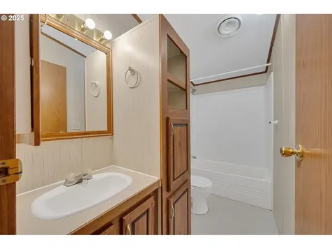 7100 Fawcett Creek Road Tillamook OR 97141