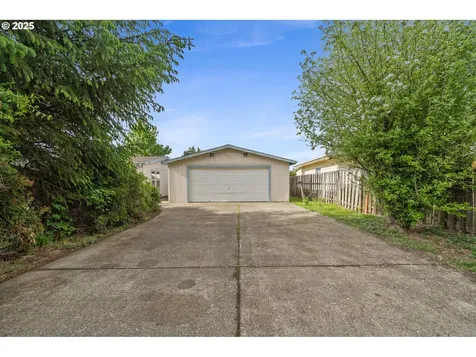 7100 Fawcett Creek Road Tillamook OR 97141