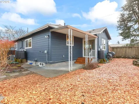 4727 SE 86th Court Portland OR 97266