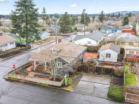4727 SE 86th Court Portland OR 97266