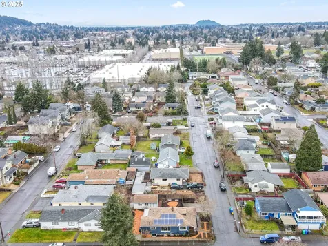 4727 SE 86th Court Portland OR 97266