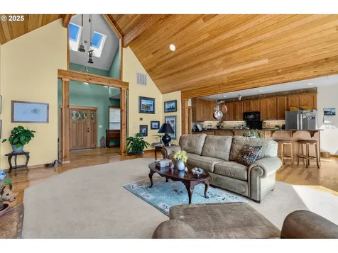 2782 SE Pilot Drive Prineville OR 97754