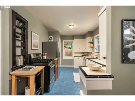 4914 N Maryland Avenue Portland OR 97217