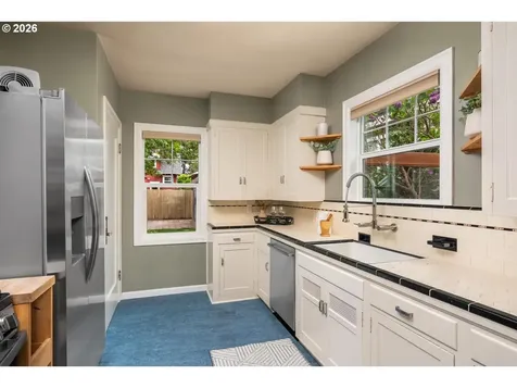 4914 N Maryland Avenue Portland OR 97217