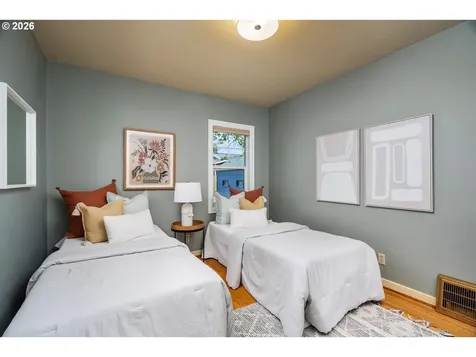 4914 N Maryland Avenue Portland OR 97217