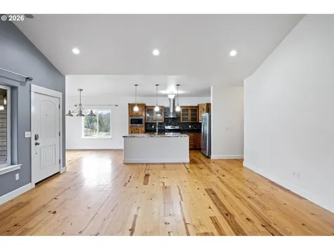302 Scott Road Oakland OR 97462