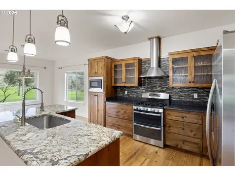 302 Scott Road Oakland OR 97462