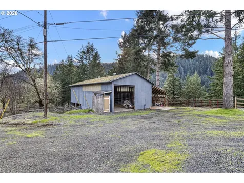 302 Scott Road Oakland OR 97462