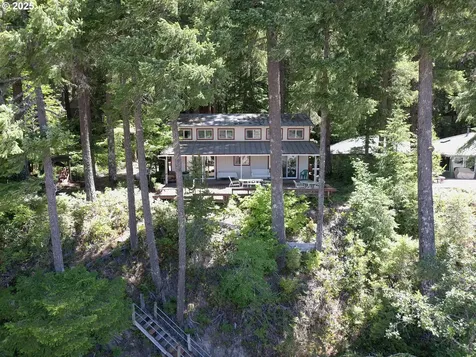 Cabin 25 Northwoods Cougar WA 98616
