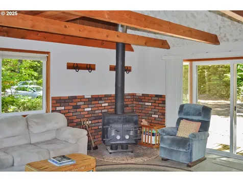 Cabin 25 Northwoods Cougar WA 98616