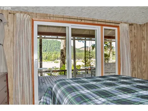 Cabin 25 Northwoods Cougar WA 98616