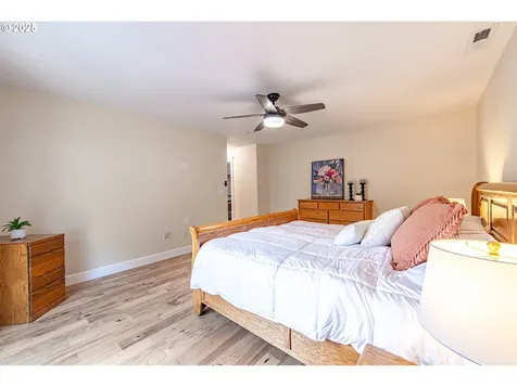 24945 Oak Lane Elmira OR 97437