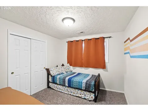 8718 NE 95th Street Vancouver WA 98662