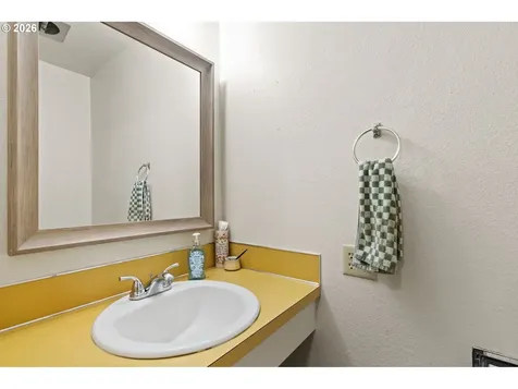 8718 NE 95th Street Vancouver WA 98662