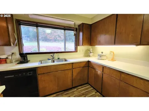 25346 Wheaton Lane Veneta OR 97487