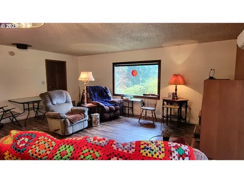 25346 Wheaton Lane Veneta OR 97487