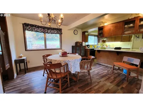 25346 Wheaton Lane Veneta OR 97487