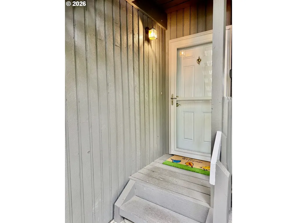 44 Eagle Crest Drive Lake Oswego OR 97035
