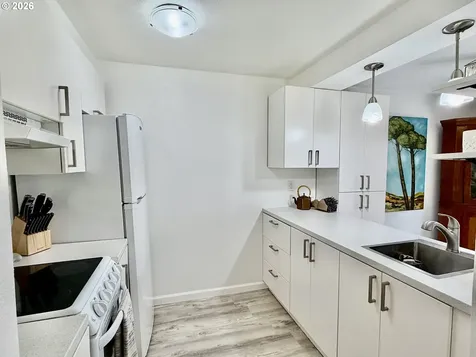 44 Eagle Crest Drive Lake Oswego OR 97035