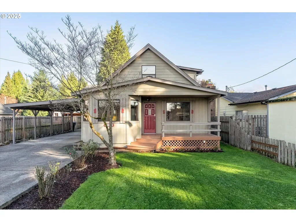 3004 Oak Street Longview WA 98632