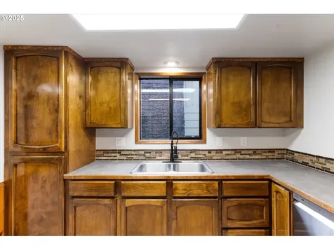 3004 Oak Street Longview WA 98632